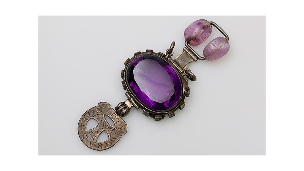 The Delhi purple sapphire, said to be cursed, is actually amethyst. (Image courtesy of the London Museum of Natural History) 20211027_The Delhi Purple Sapphire.jpg